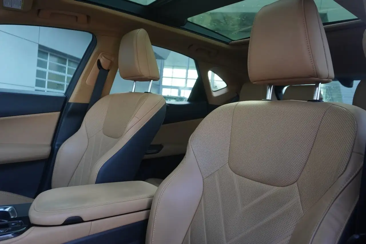 Lexus NX снимка Lexus NX