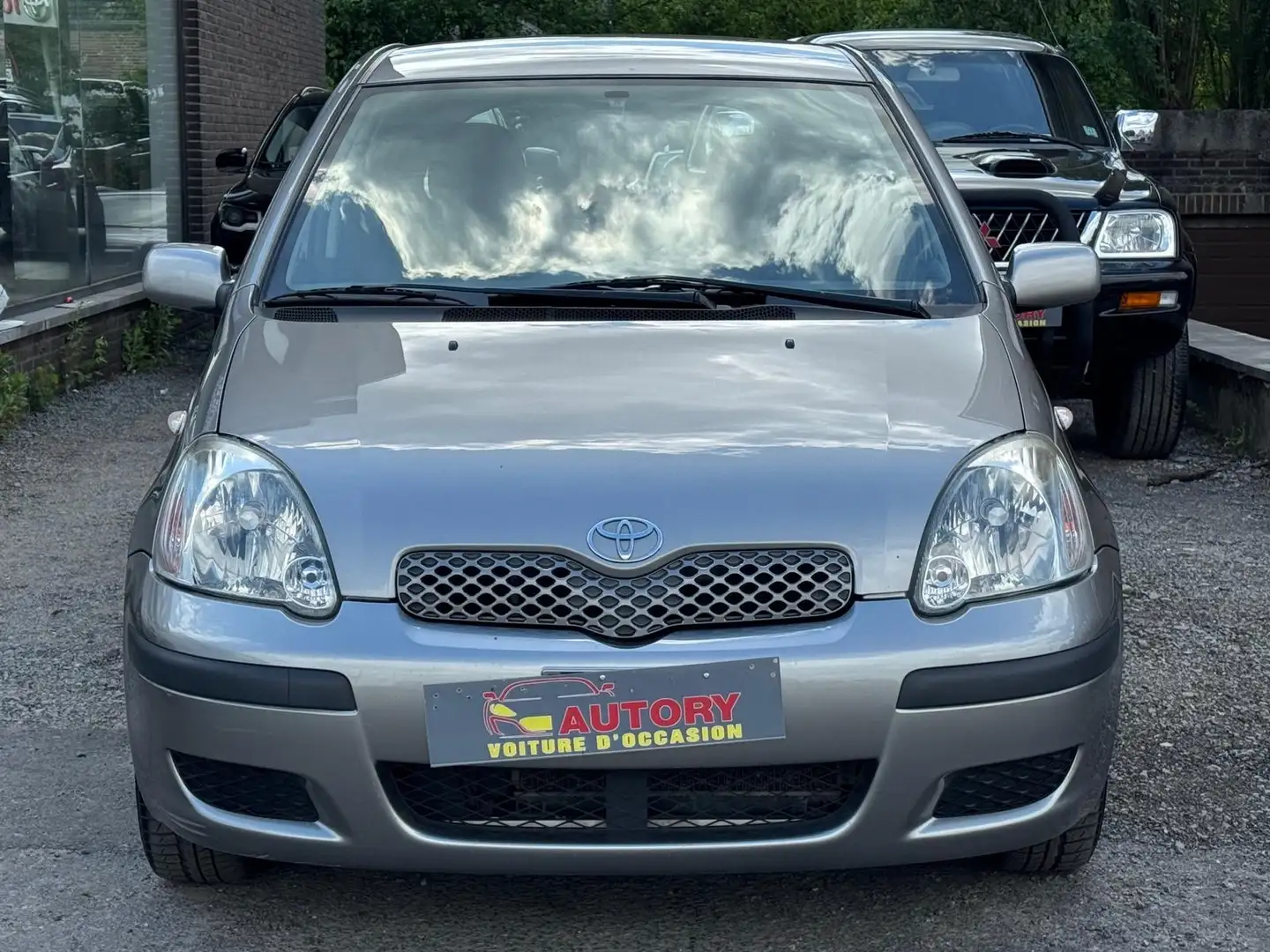 Toyota Yaris Yaris 1.0i VVT-i 16v / Car-pass / GARANTIE! Zilver - 2