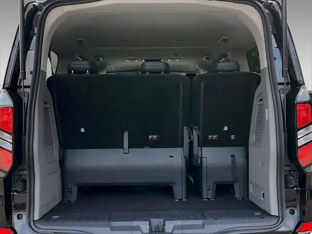 Ford Tourneo Custom view 8