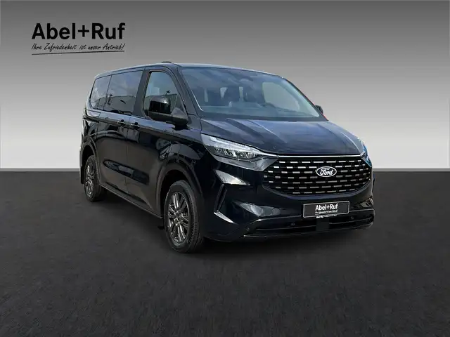 Ford Tourneo Custom view 6