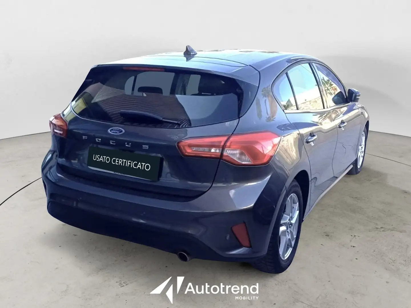 Ford Focus 1.5 EcoBlue 120 CV Automatico Business Co-Pilot 5 Grigio - 2