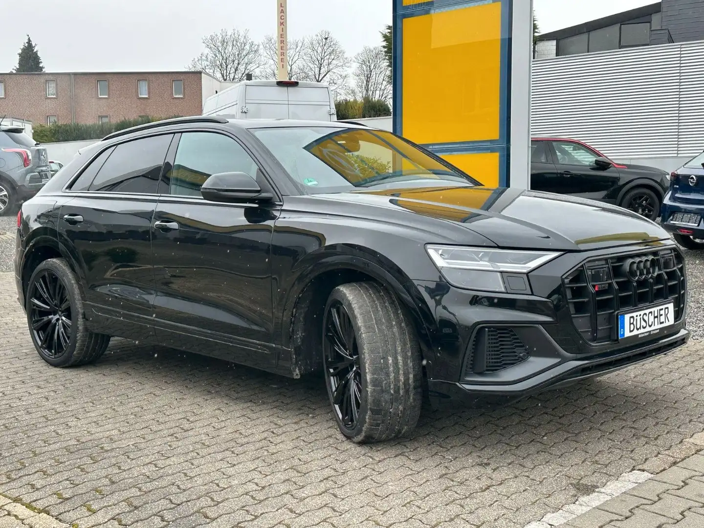 Audi SQ8 4.0 TFSI quattro Černá - 1