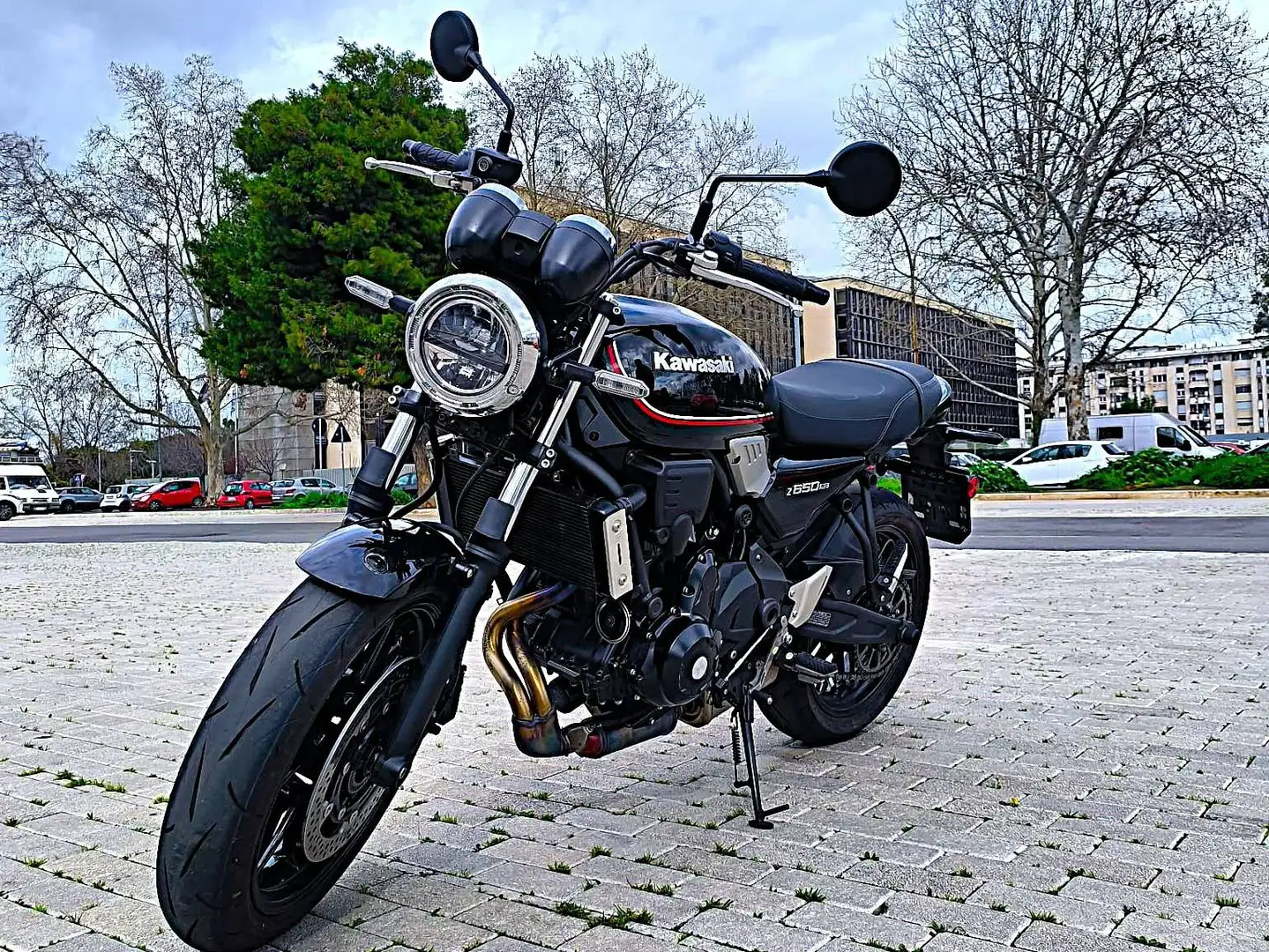 Kawasaki Z 650 RS Nero - 2