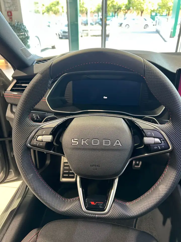 Skoda Octavia 2026 — фото 10