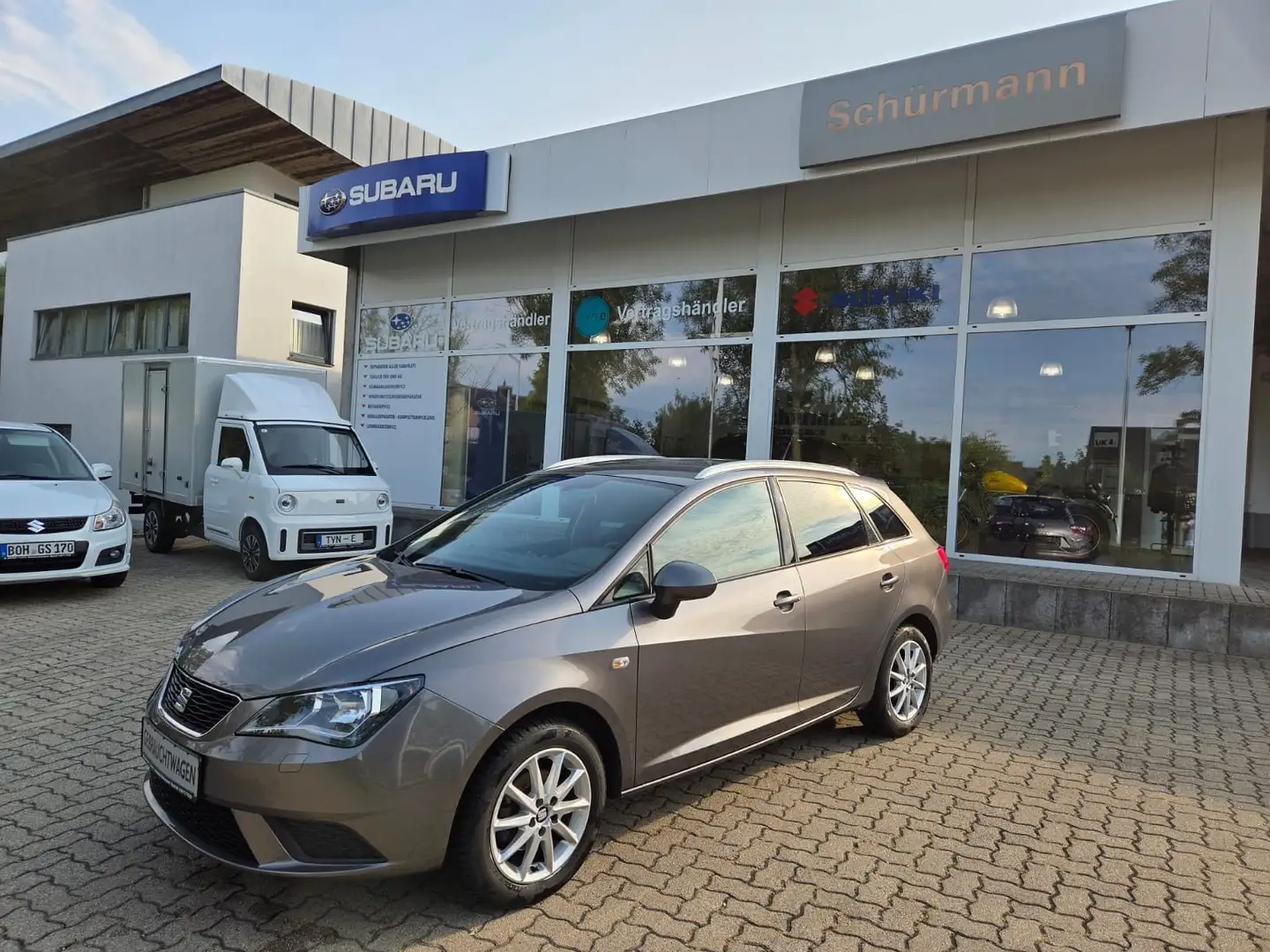 SEAT Ibiza 1.2 TSI 66kW ST Grigio - 1