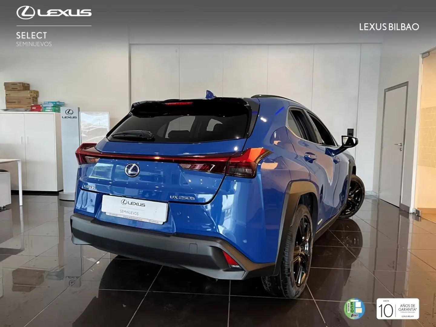 Lexus UX 250h Style 2WD Bleu - 2