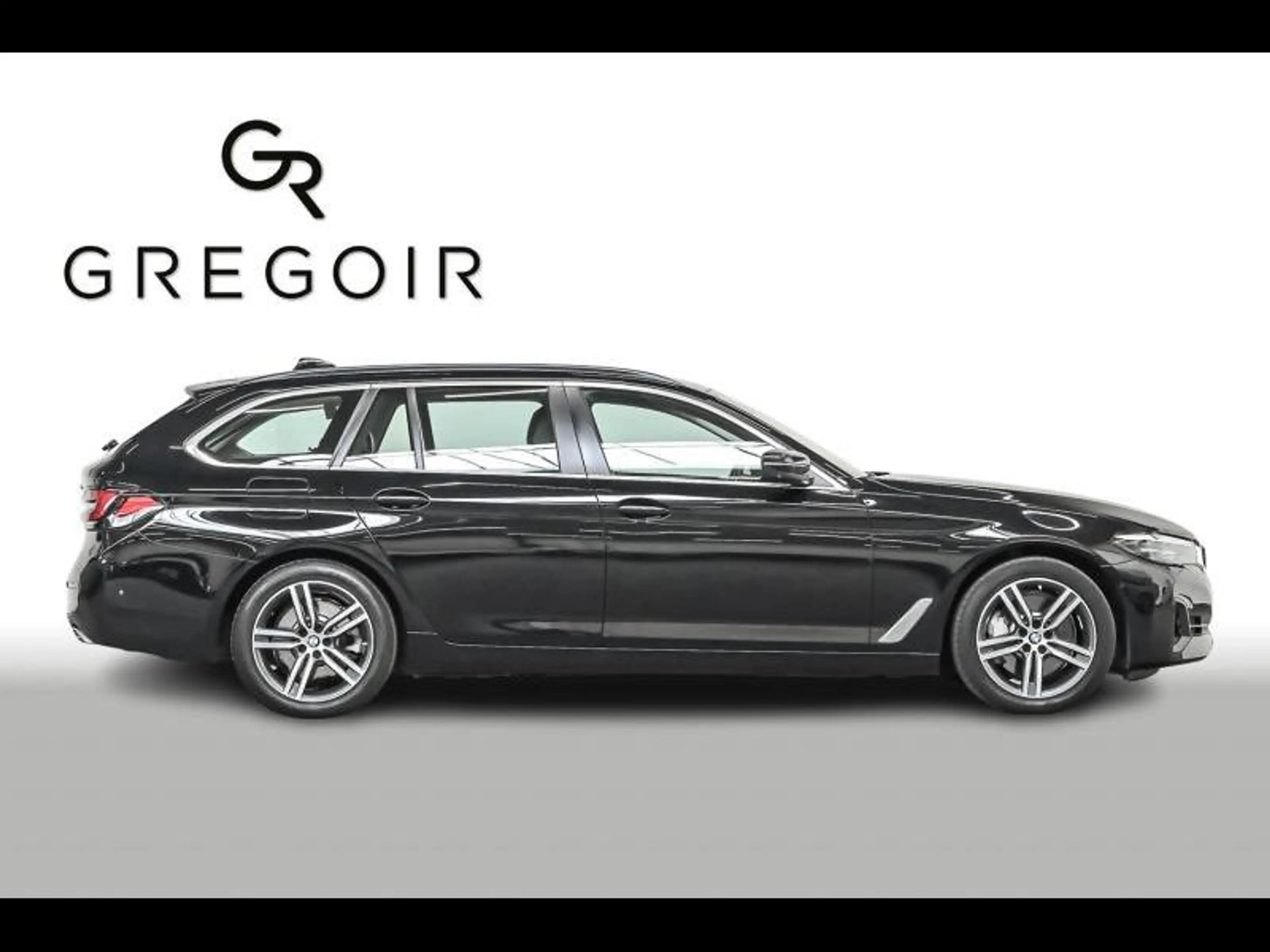 BMW 530 e  xDrive Touring — photo 3