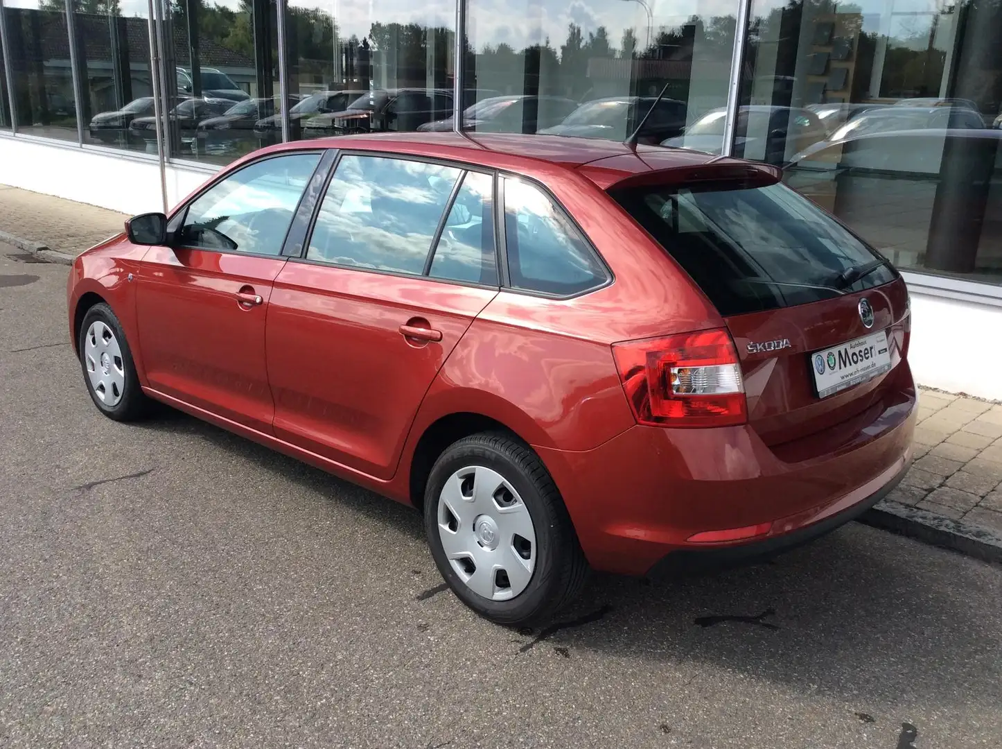 Skoda Rapid/Spaceback Spaceback 1.2 TSI Ambition/PDC/SHZ/1.Hand Rot - 2