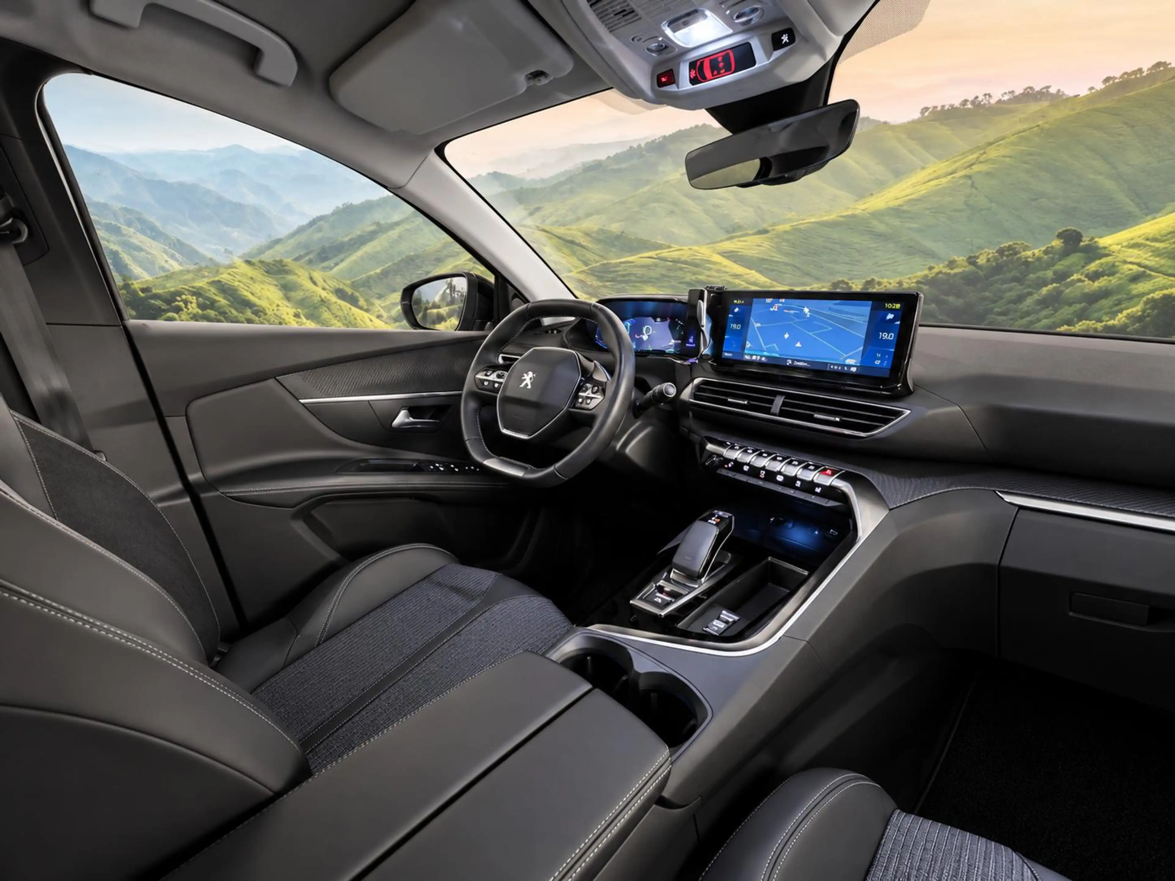 Peugeot 3008 1.6 HYbrid 225 Allure — photo 5