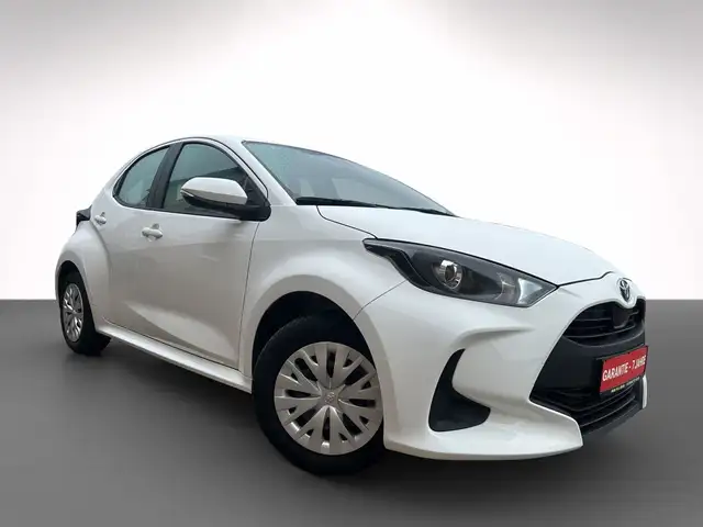 Toyota Yaris Hybrid Comfort+Kamera+Navi+Sithzg