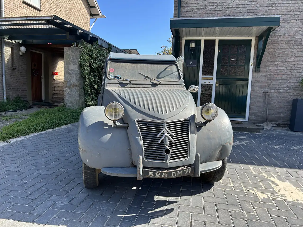 Citroen 2CV, foto 1