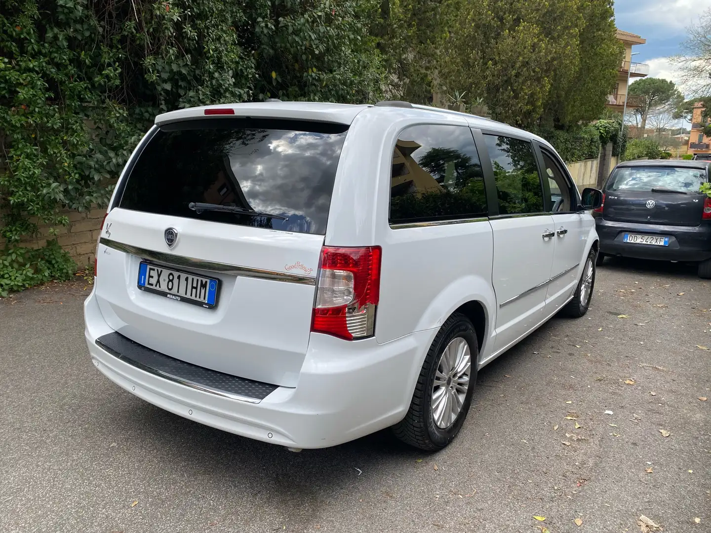 Lancia Voyager 2.8L Platinum 178cv auto - 2