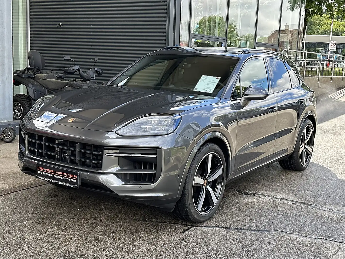 Porsche Cayenne III E-Hybrid Black Edition Aut. Grau - 1