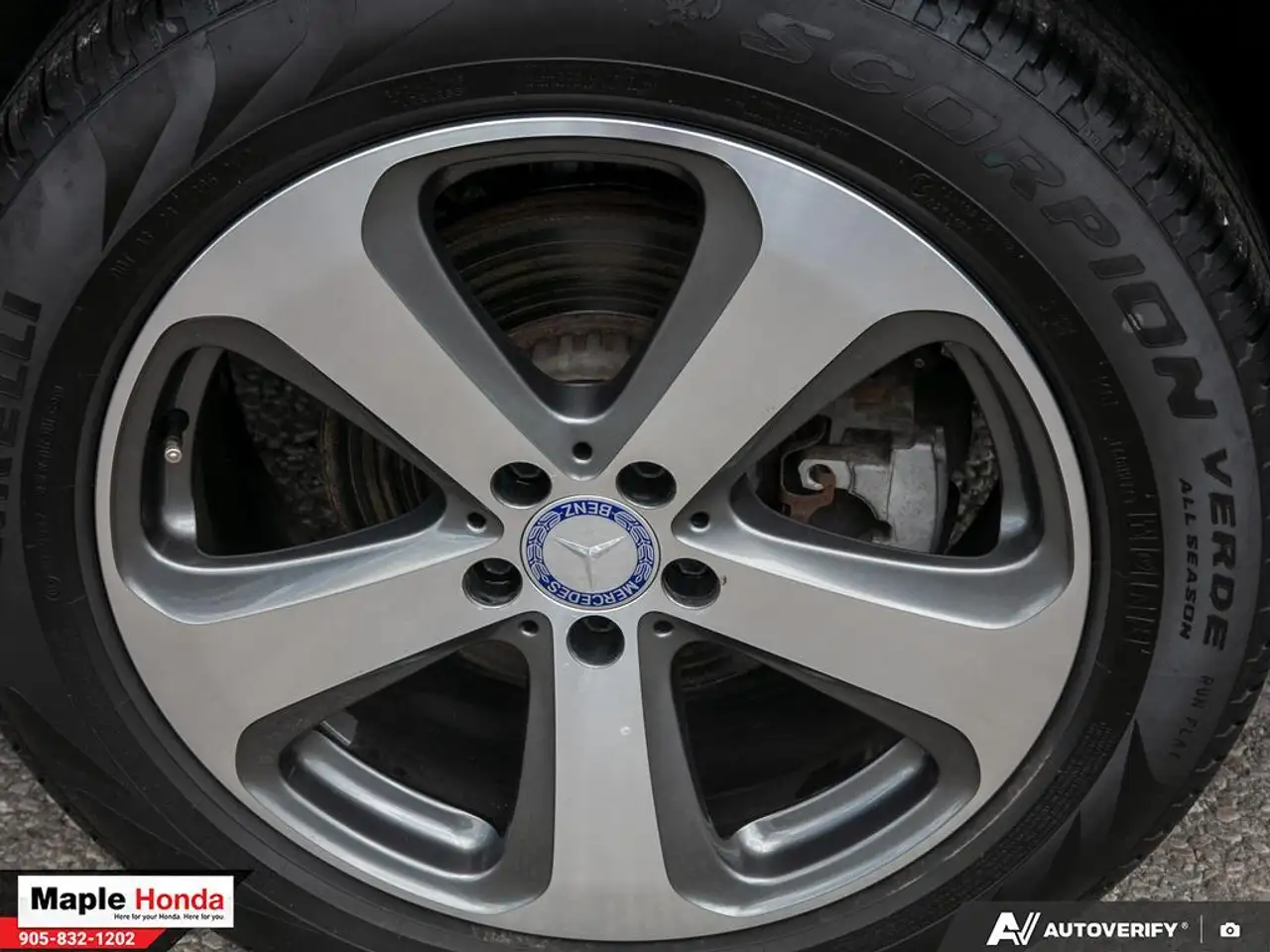 Mercedes-Benz GLC снимка Mercedes-Benz GLC