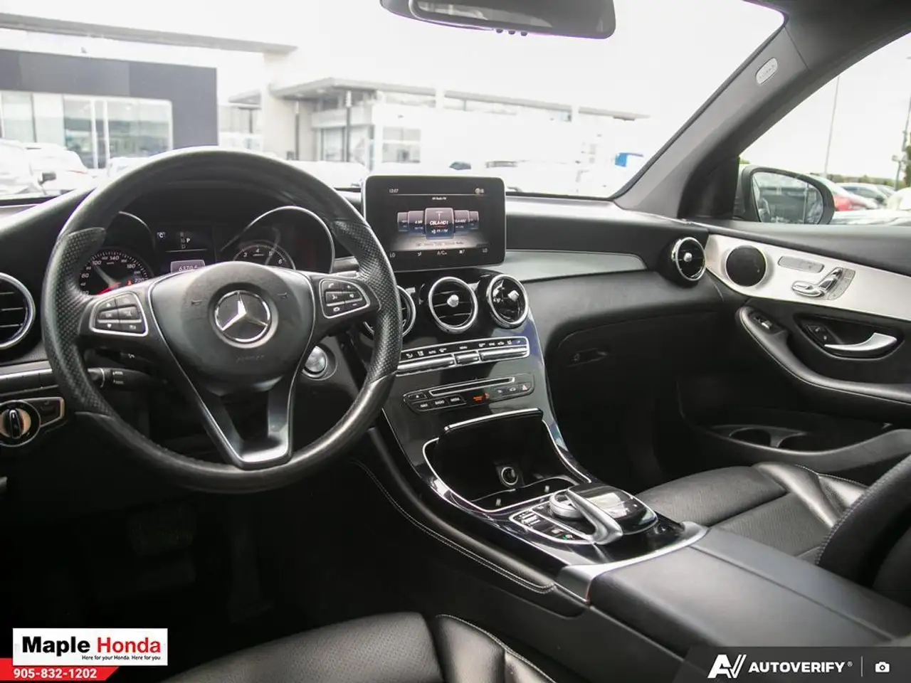 Mercedes-Benz GLC снимка Mercedes-Benz GLC