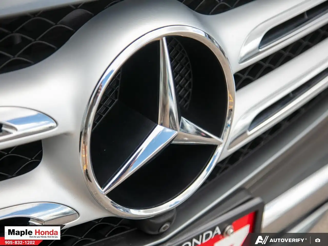 Mercedes-Benz GLC снимка Mercedes-Benz GLC