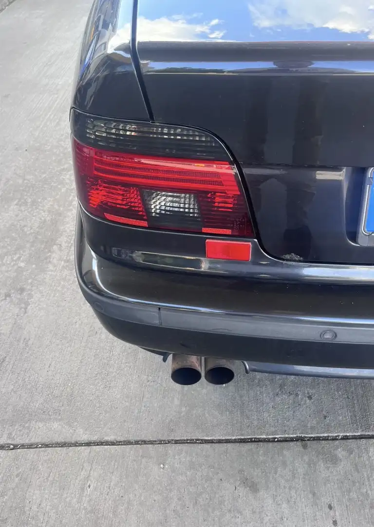 BMW 528 528i youngtimer Чорний - 2