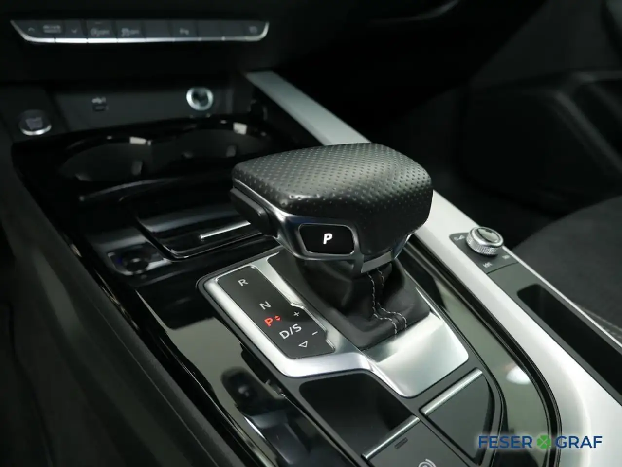 Audi A4 Avant 45 TFSI quattro S line AHK LED Virtual 7