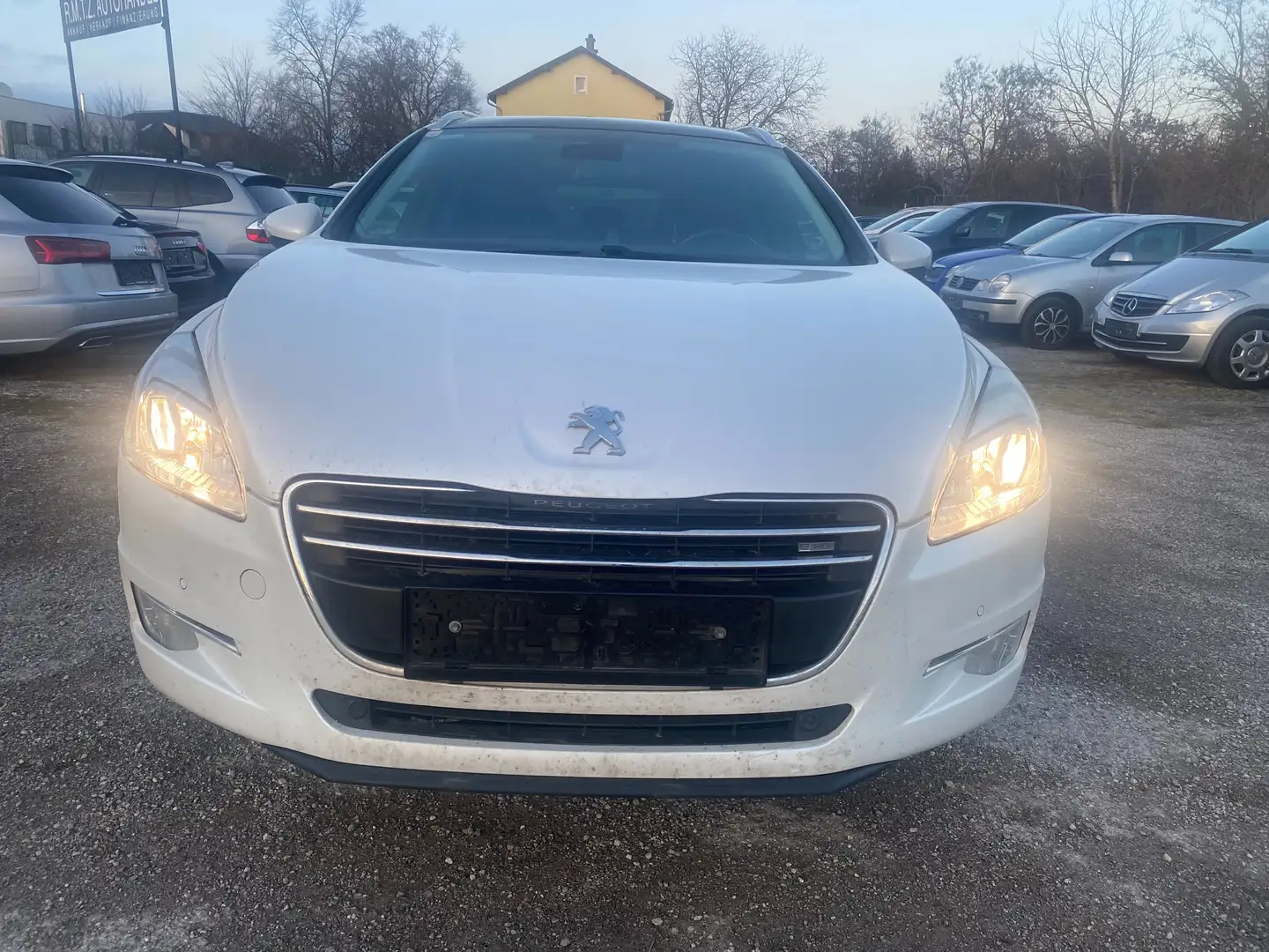 Peugeot 508 508 SW 1,6 e-HDI ASG6 Access Weiß - 2