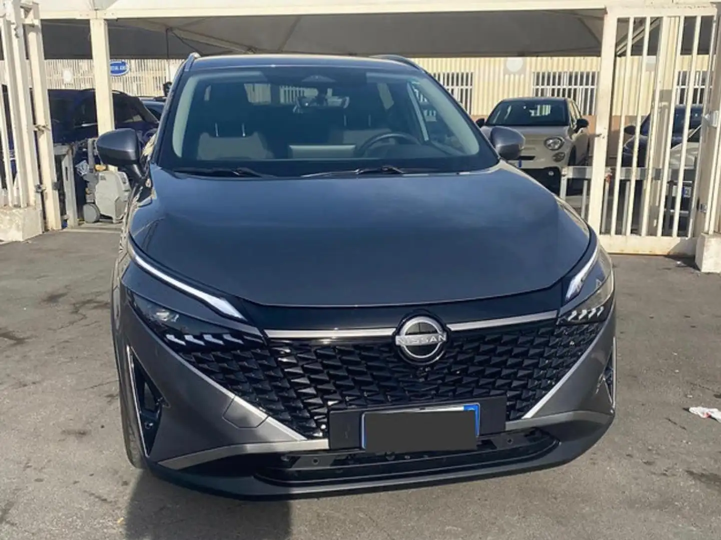 Nissan Qashqai Qashqai 1.3 mhev N-Design 2wd 140cv Grijs - 1