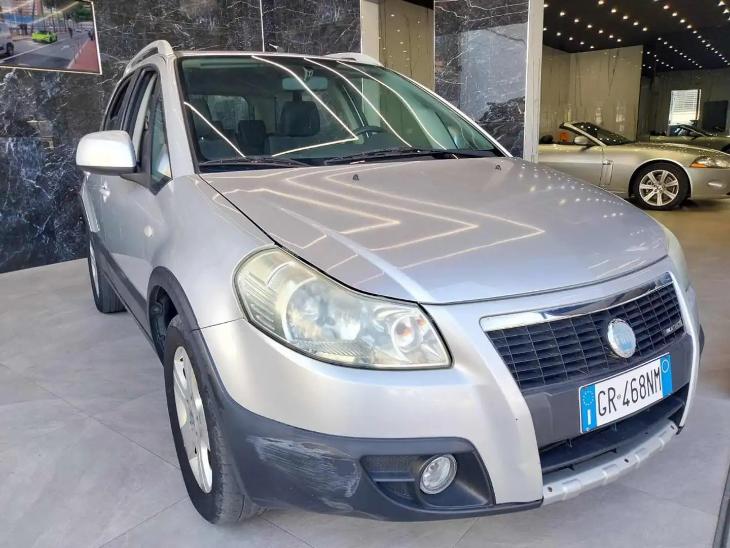 Fiat Sedici 1.9 MJT 4x4 Emotion Plateado - 2