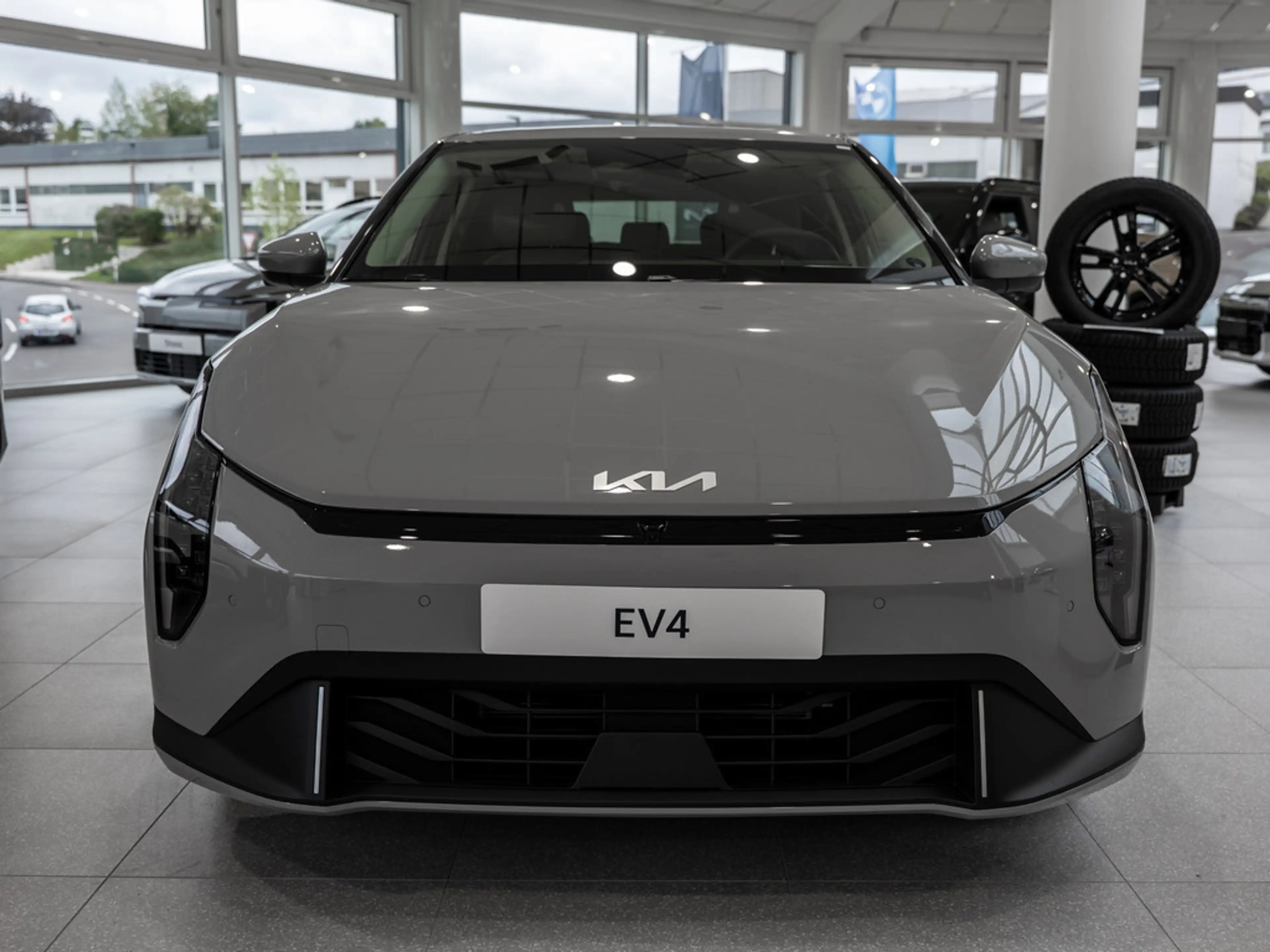Kia EV4 Earth 360° ACC NAVI H/K KAMERA SHZ PDC — photo 3