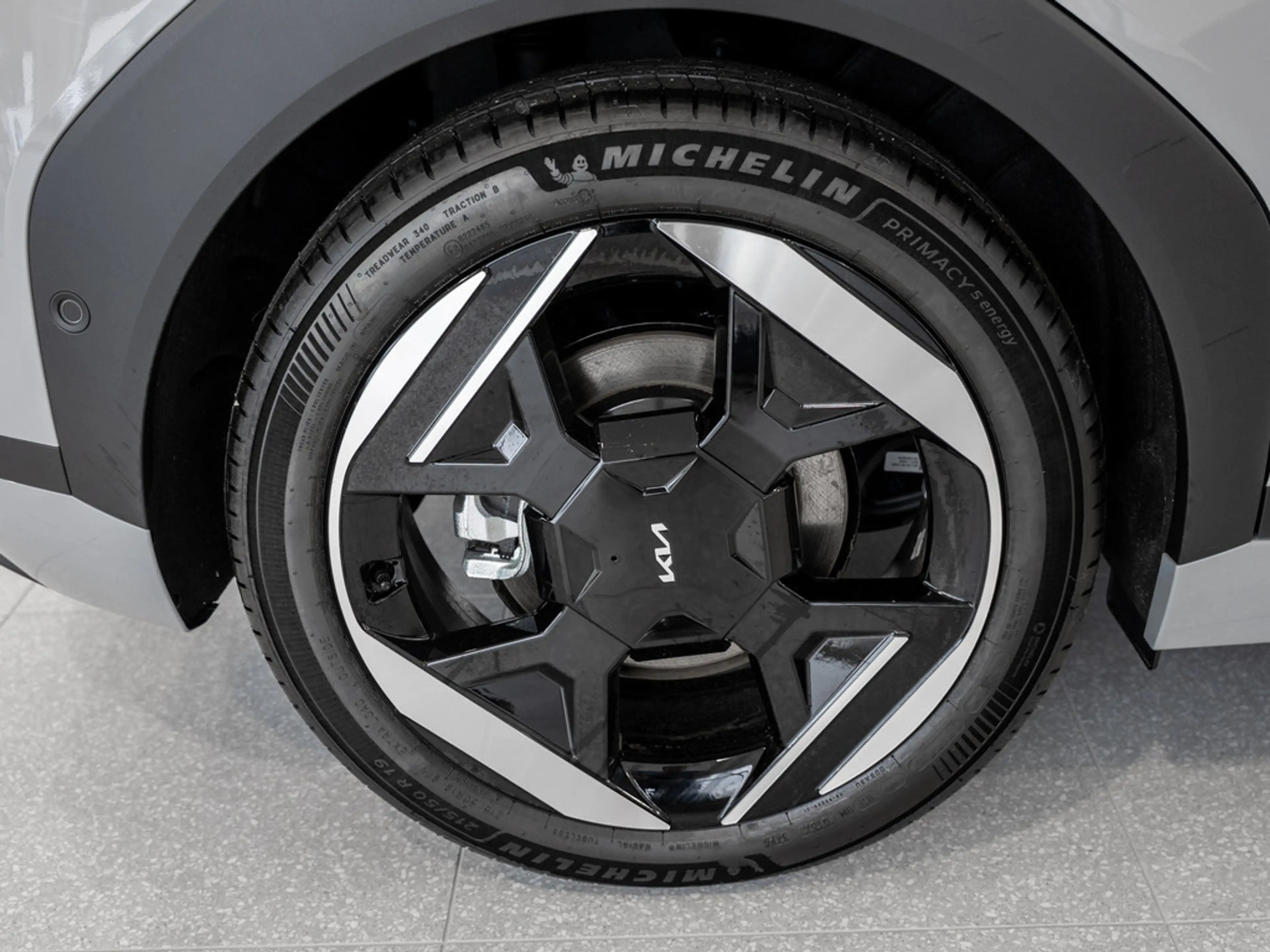 Kia EV4 Earth 360° ACC NAVI H/K KAMERA SHZ PDC — photo 9