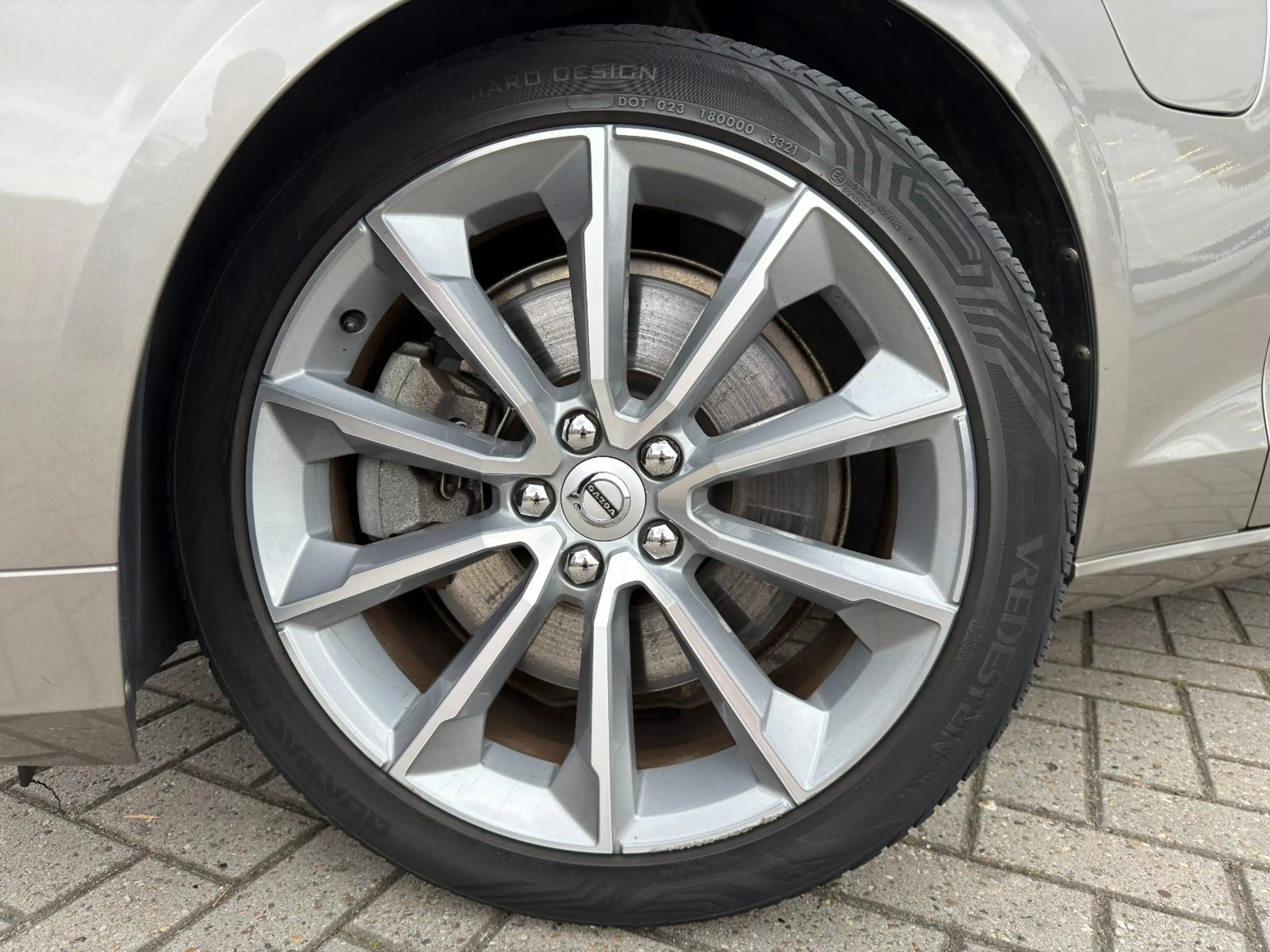 Volvo V60 2.0 T6 Twin Engine AWD Momentum Pro | Stoel/stuurv — photo 7