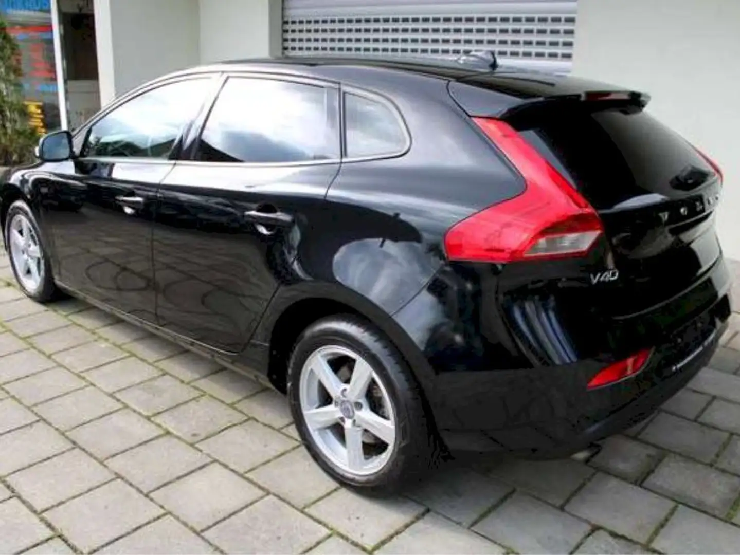 Volvo V40 V40 T2 You Schwarz - 2