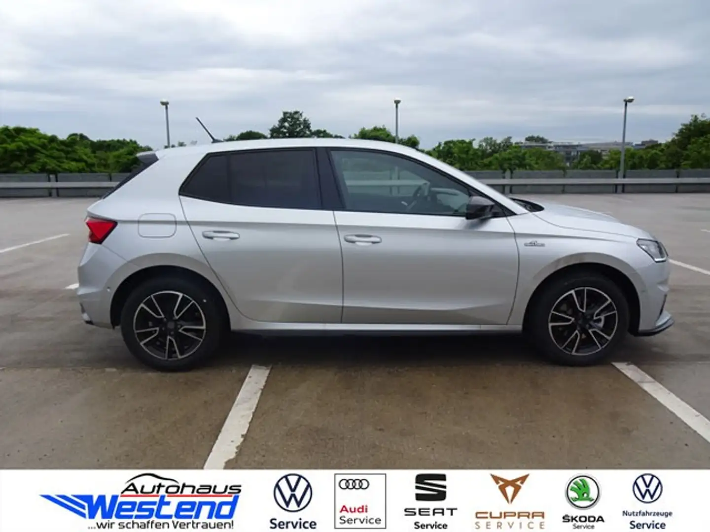 Skoda Fabia Monte Carlo 1.0l TSI 85kW Automatik LED Klima Silber - 2