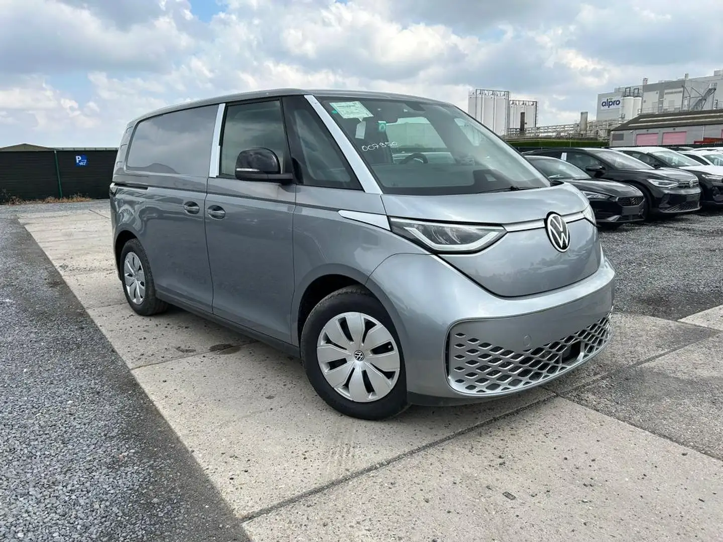 Volkswagen ID. Buzz 77 kWh Cargo Argent - 2