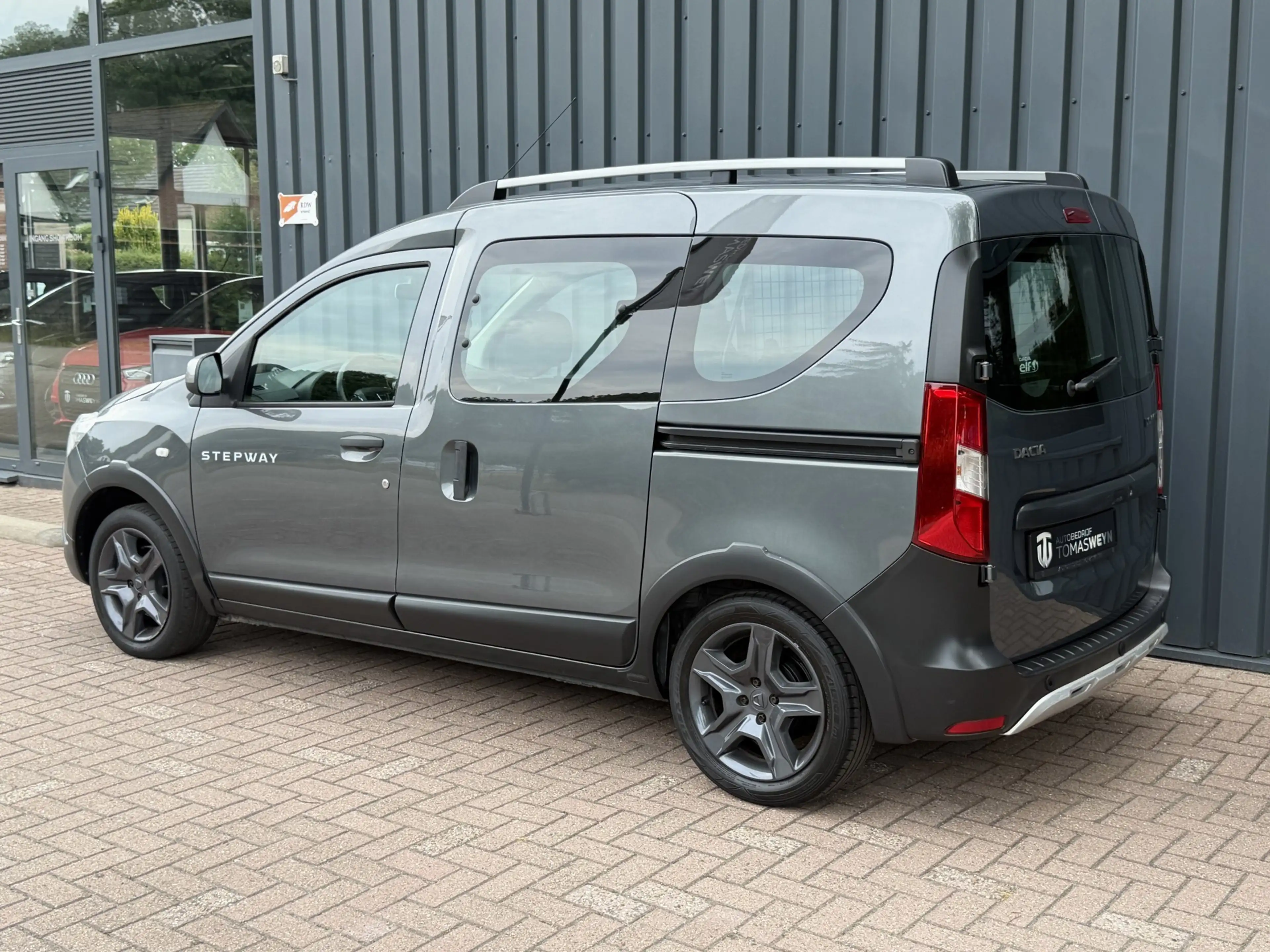 Dacia Dokker 1.2 TCe S&S Série Limitée Stepway APK!/NAVI!/ — photo 3