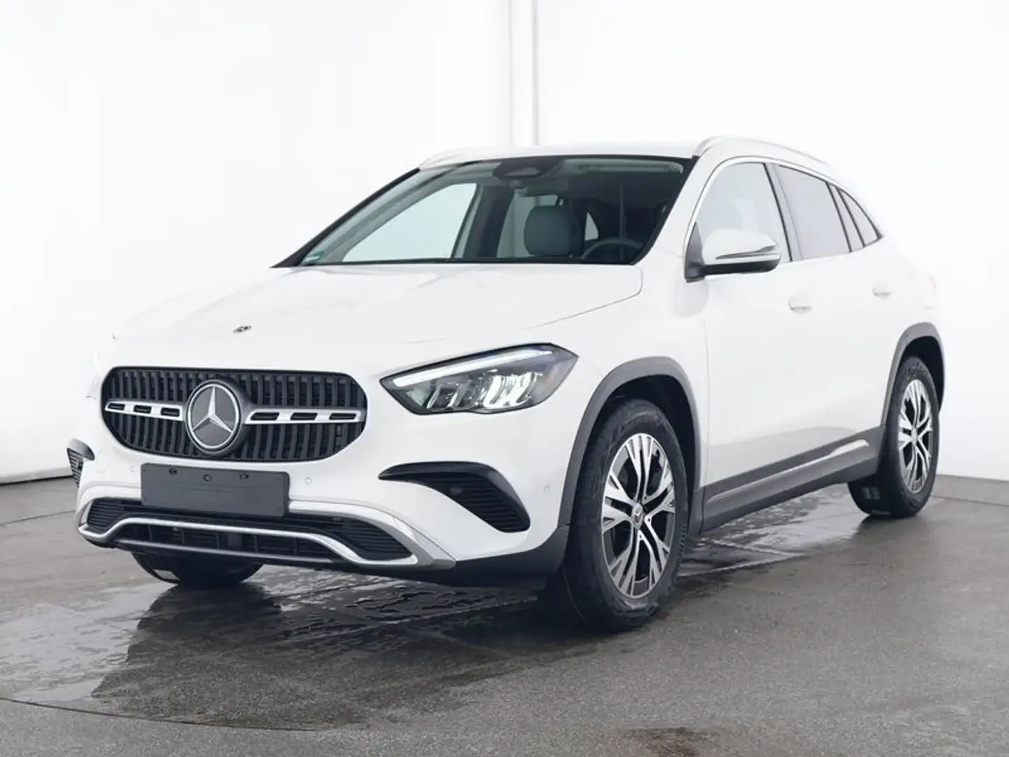 Mercedes-Benz GLA 220 d 4M TOTWINKEL+LED+KAMERA Wit - 1