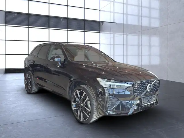 Volvo XC60 view 8