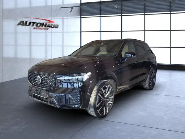 Volvo XC60 view 3