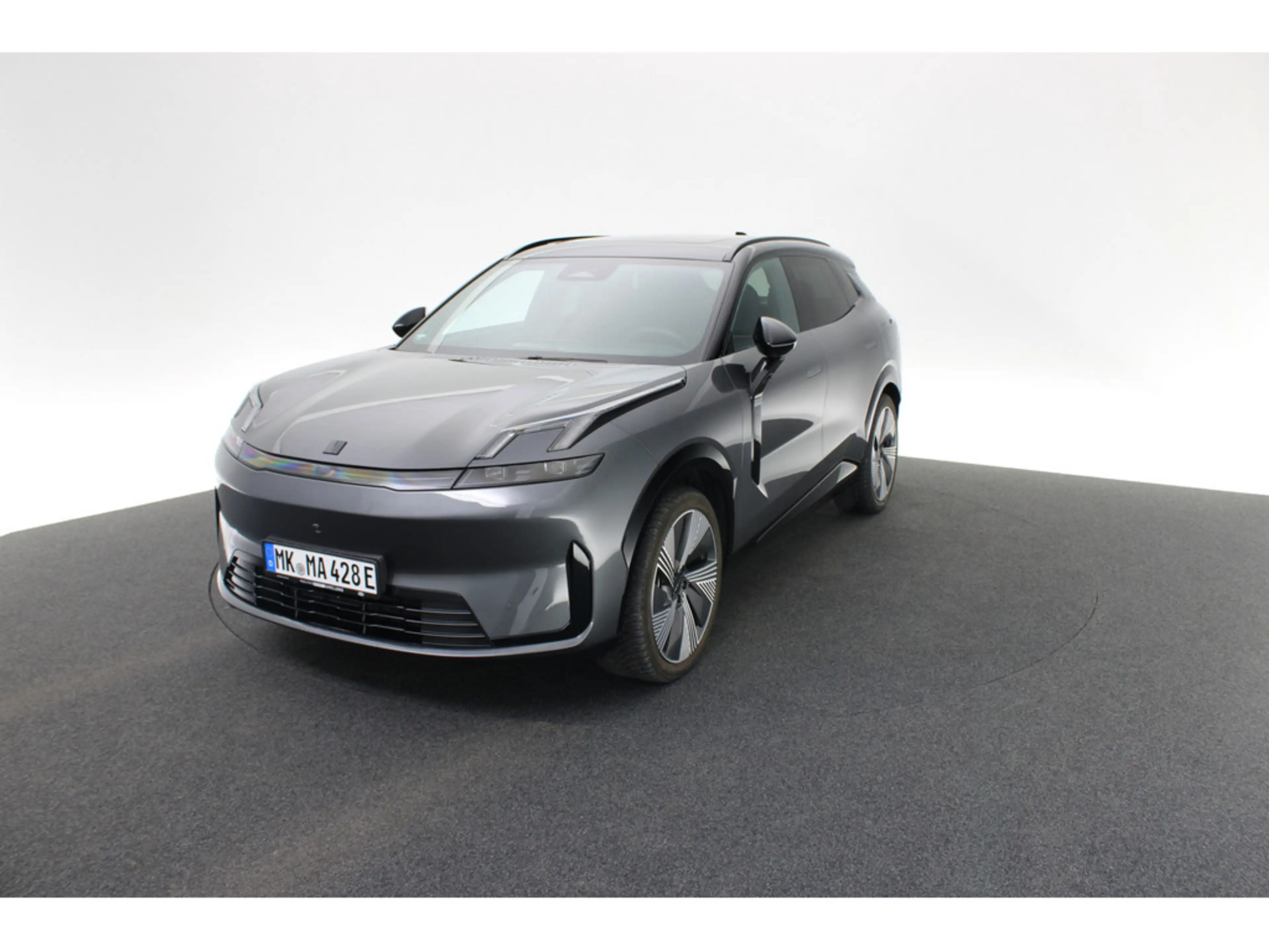 Lynk & Co 08 More — photo 14