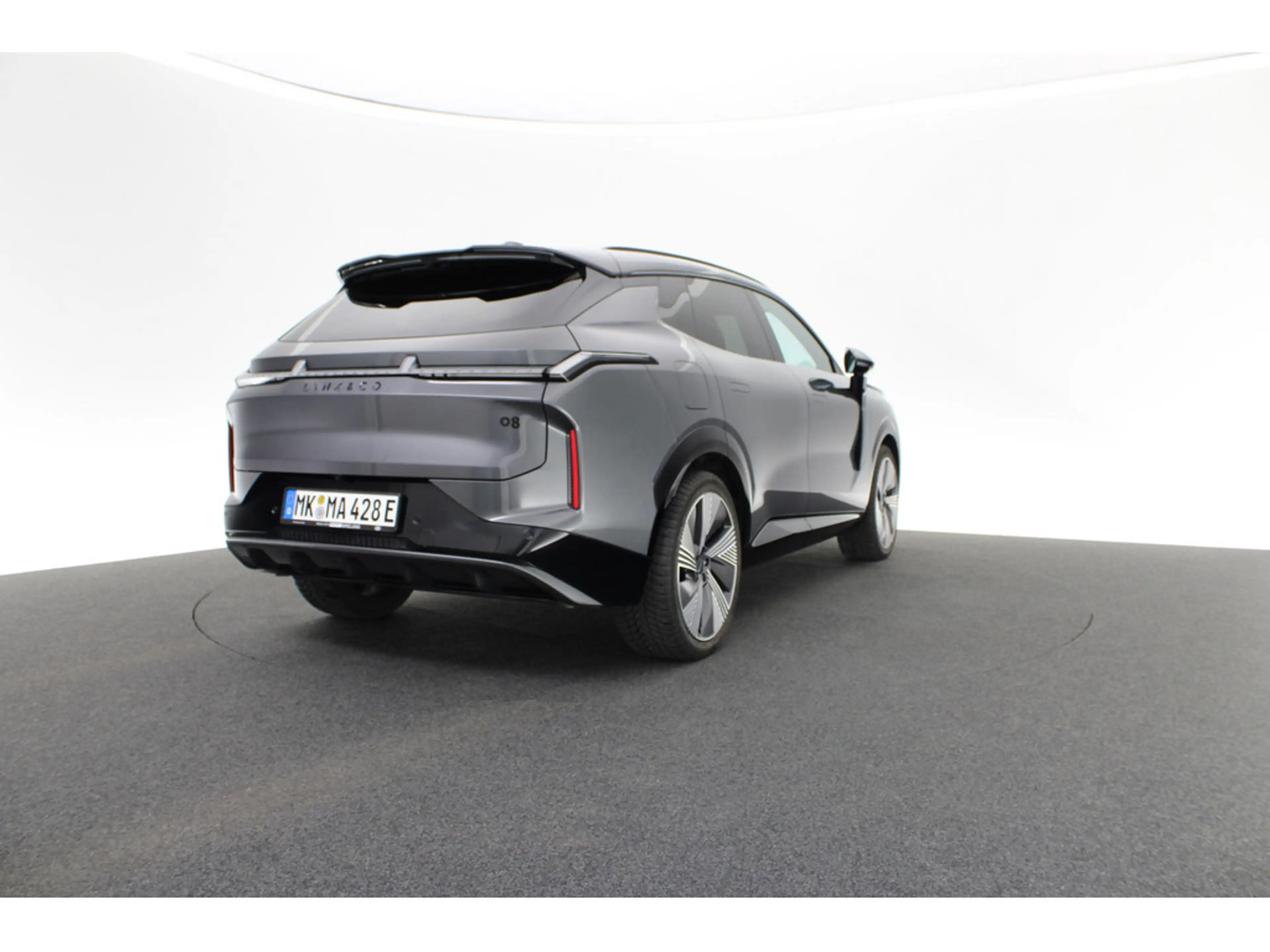 Lynk & Co 08 More — photo 7