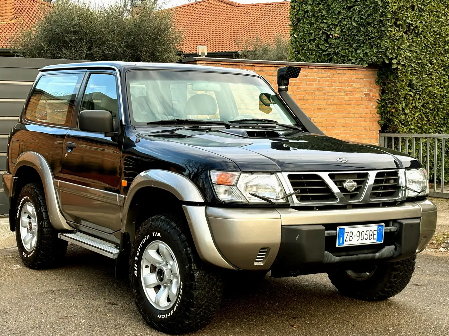 Nissan Patrol 3.0TDI-217000km-Gancio, 4x4 inserib, Blocc. Diff. Blau - 1