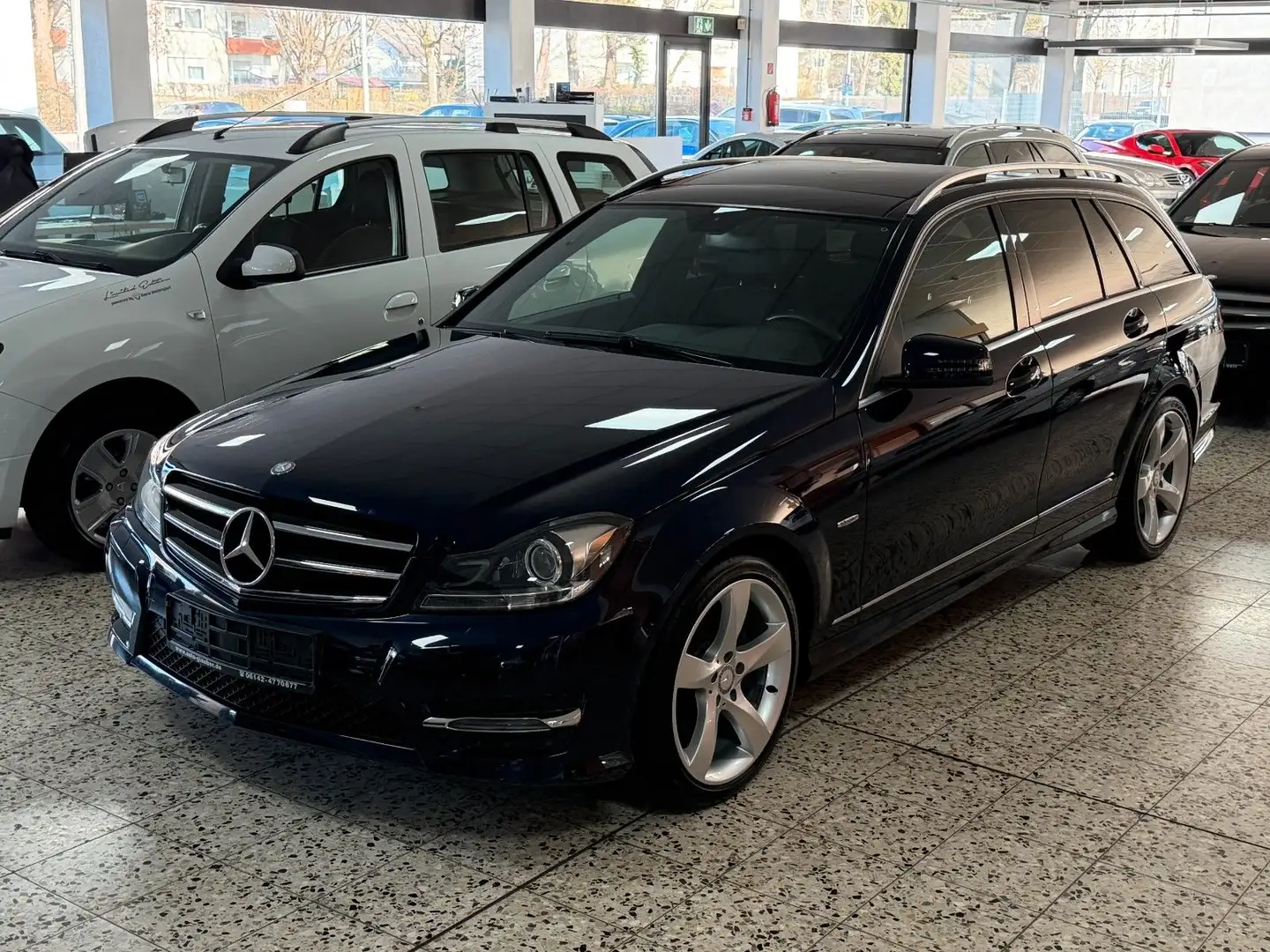 Mercedes-Benz C 180 CGI T-Modell/Edition C/AMG/Panorama/Xenon Bleu - 2
