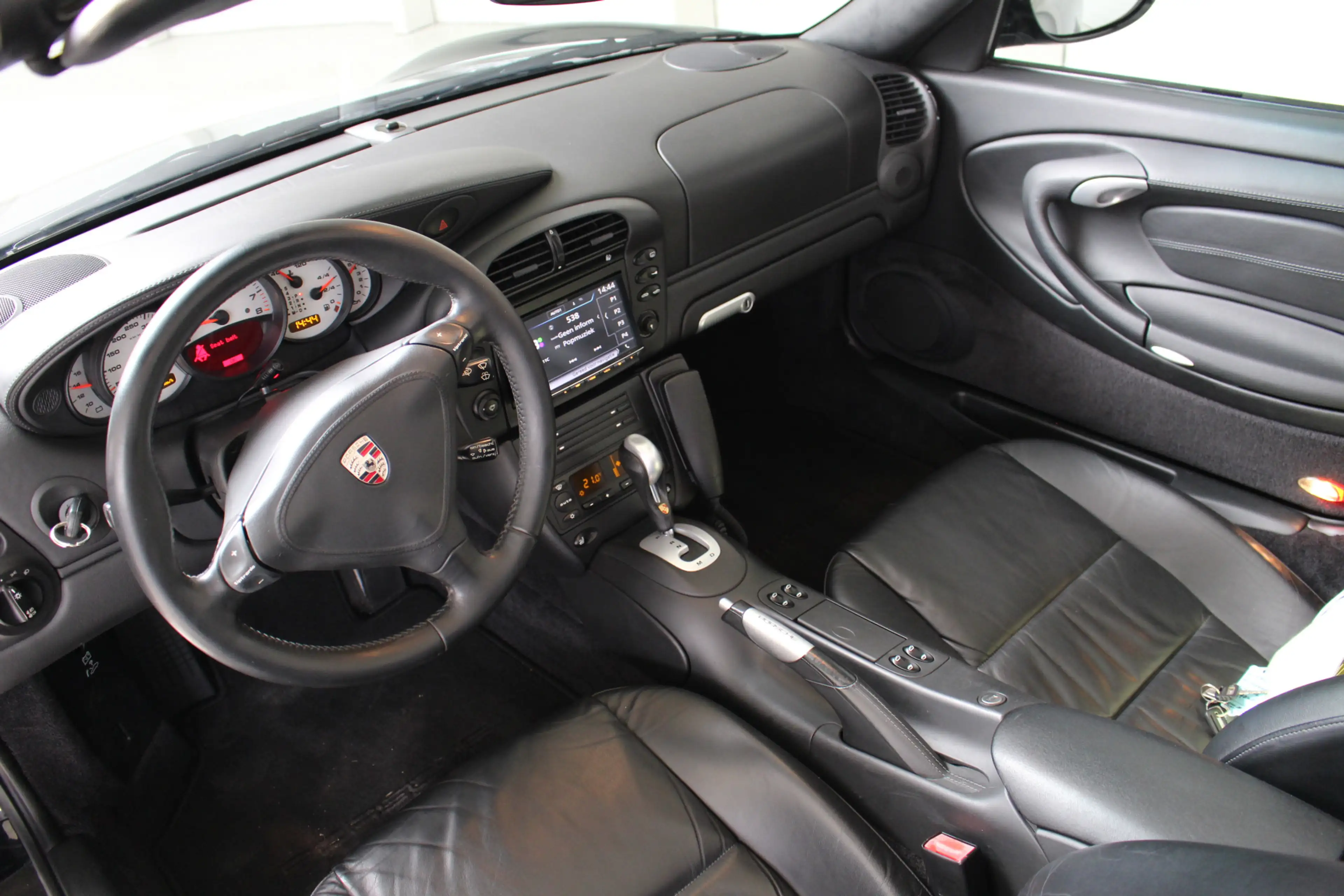 Porsche 996 Cabrio 3.6 Carrera 4 Automaat Leder | Xenon | Navi — photo 8