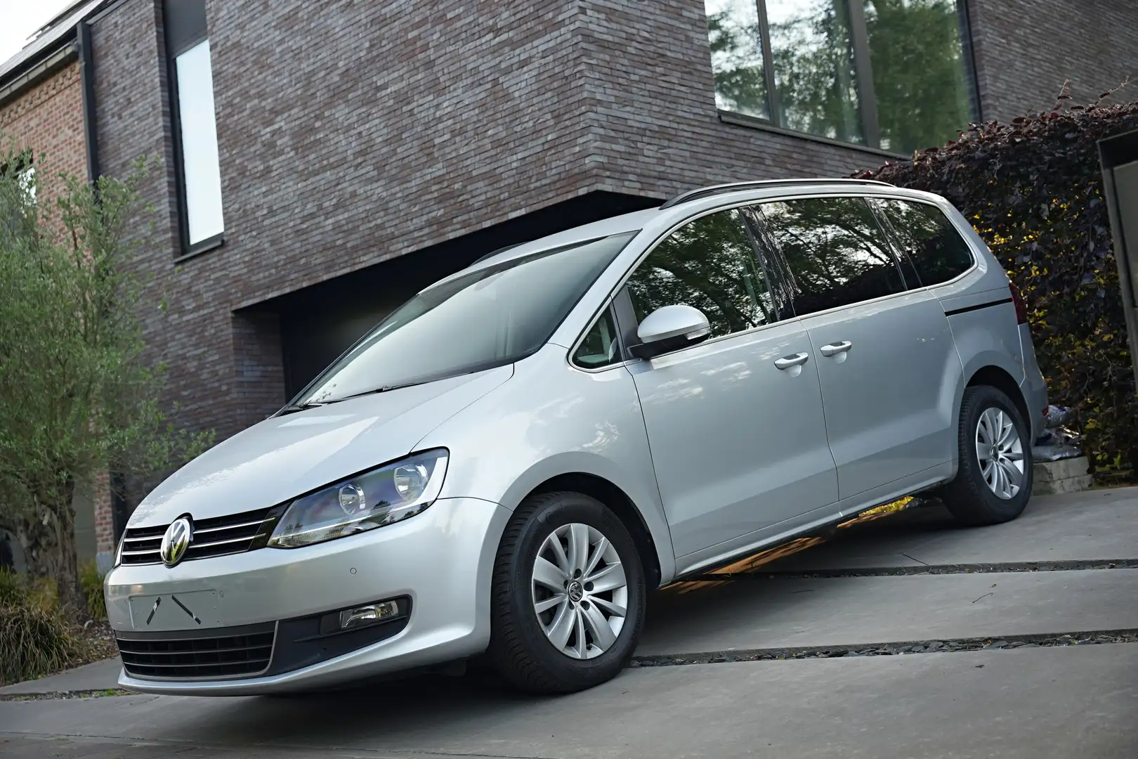 Volkswagen Sharan 2.0 TDi Comfortline DSG 7 Plaatsen/Navi/ACC/ParkS Argent - 1