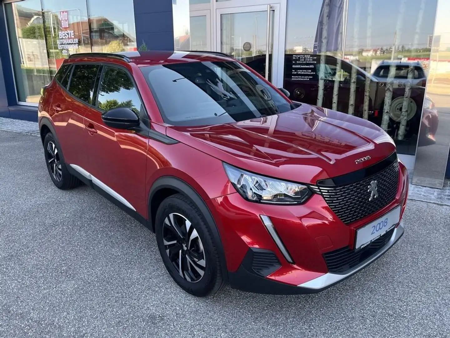 Peugeot 2008 AllurePack PT130EAT8 Sitzheizung Navi Rückkam Rot - 1