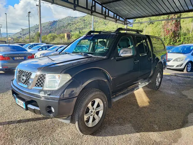 Nissan Navara Navara 2005 d.cab 2.5 dci LE 174cv