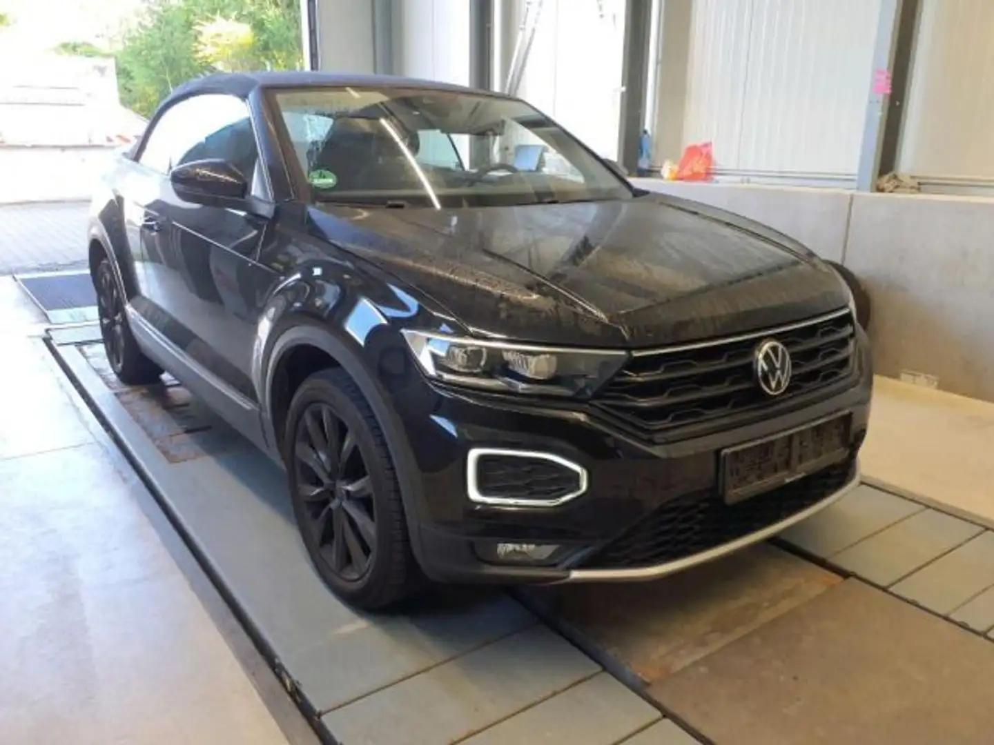 Volkswagen T-Roc 1.0 TSI BLACK STYLE LED NAVI L18 Schwarz - 2
