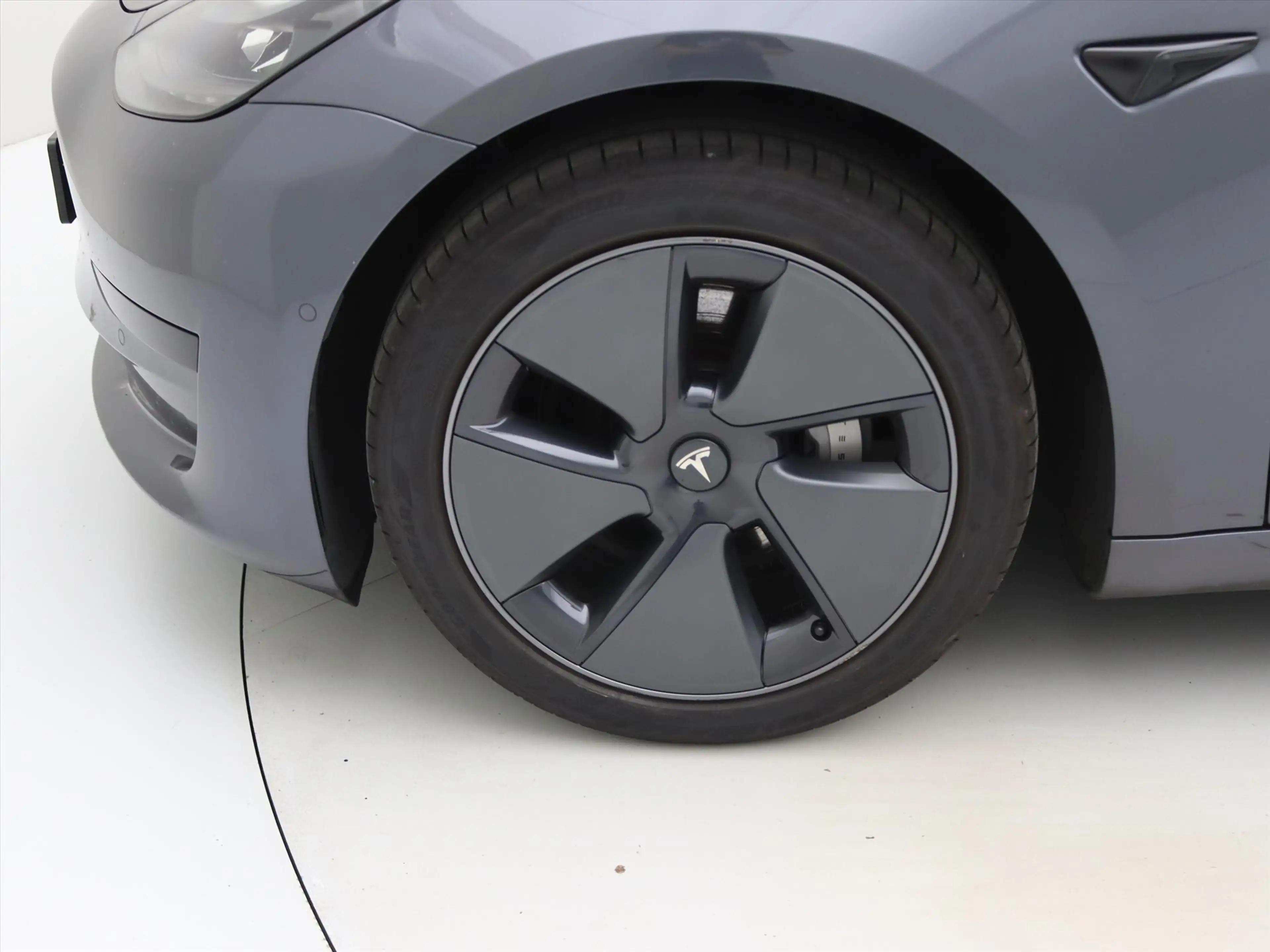 Tesla Model 3 Standard RWD Plus FACELIFT 90,6% SoH [ LFP-ACCU+WA — photo 11