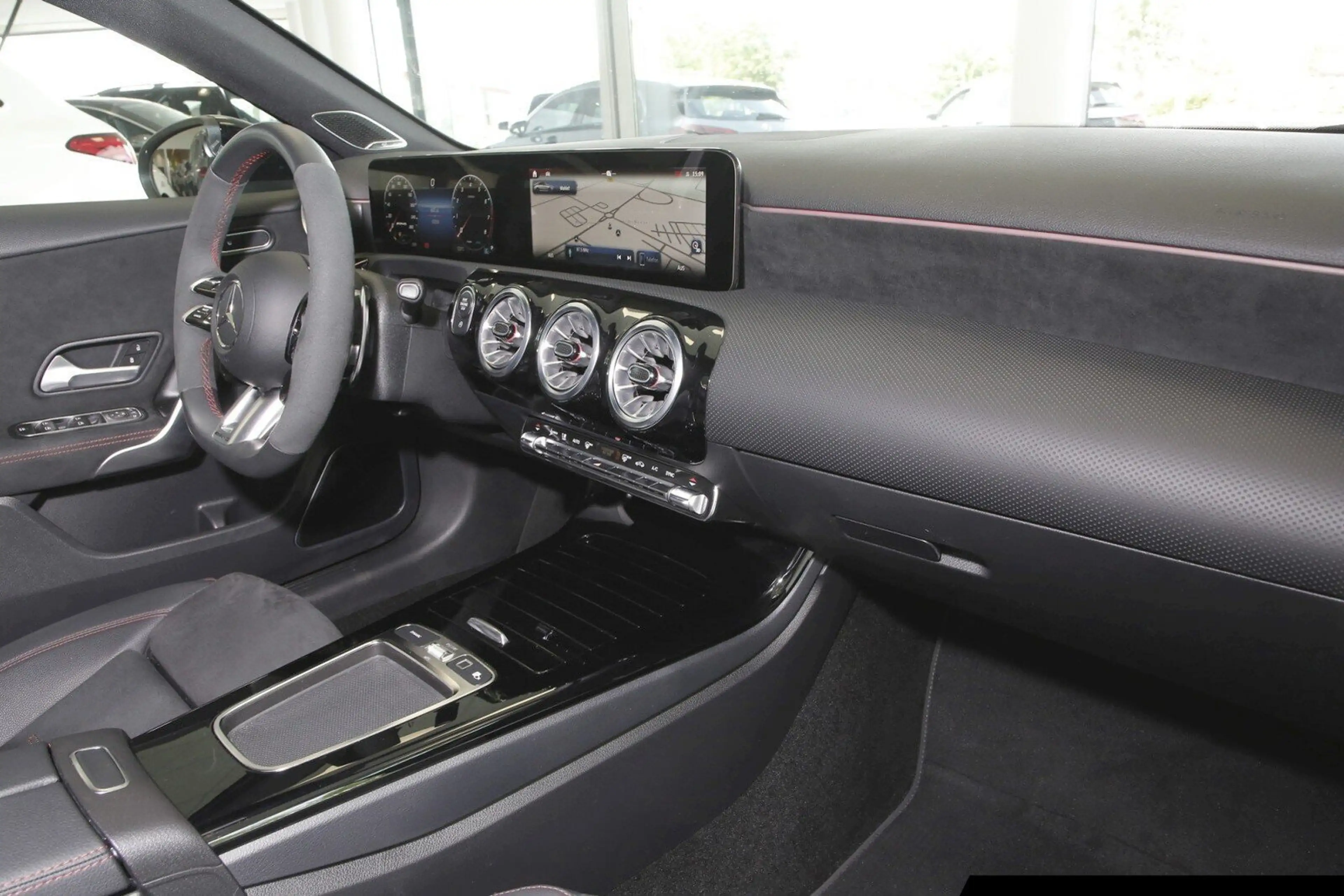 Mercedes-Benz A 35 AMG A35 4M Limousine AMG 360°/Burmes/Night/Aeropaket — photo 7