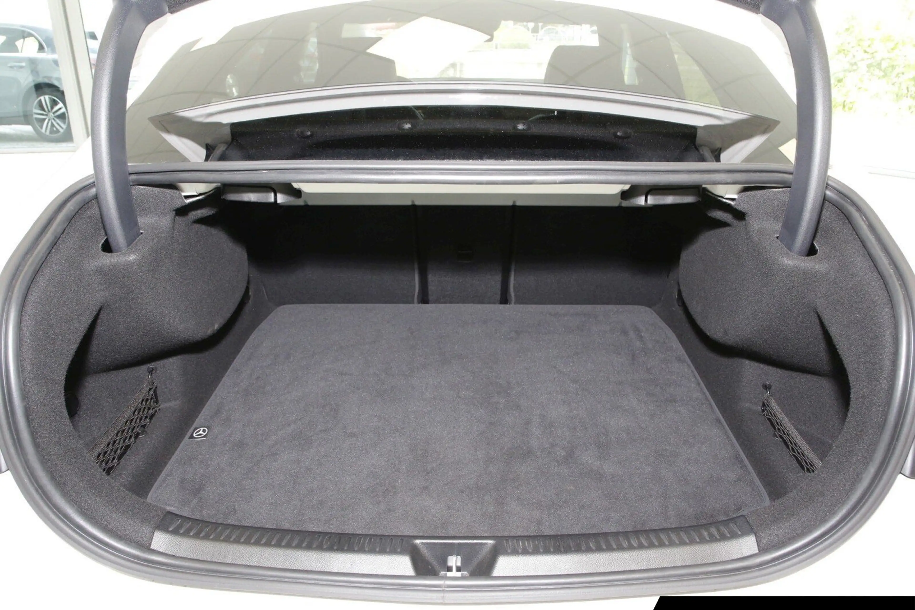 Mercedes-Benz A 35 AMG A35 4M Limousine AMG 360°/Burmes/Night/Aeropaket — photo 15
