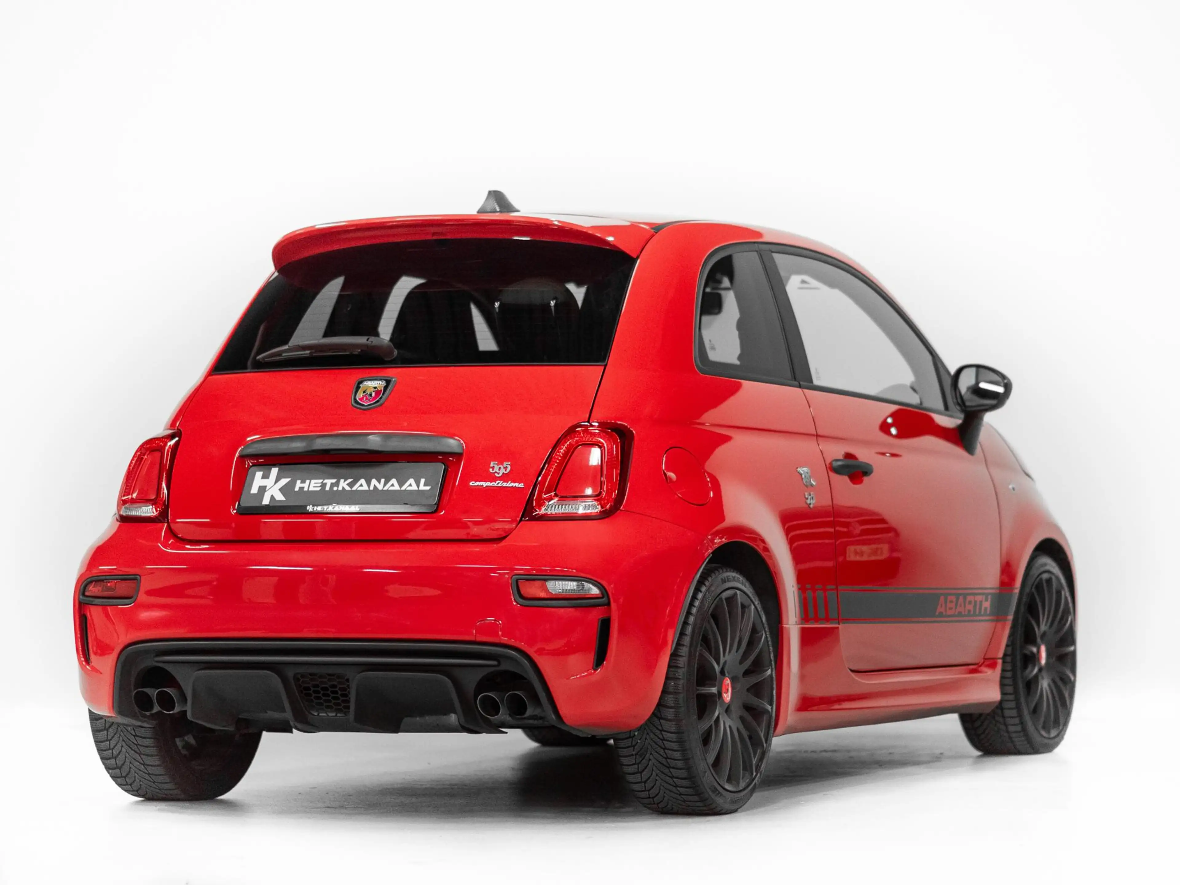 Fiat 500 Abarth 1.4 T-Jet Competizione 70th Anniversary Carplay Le — photo 2