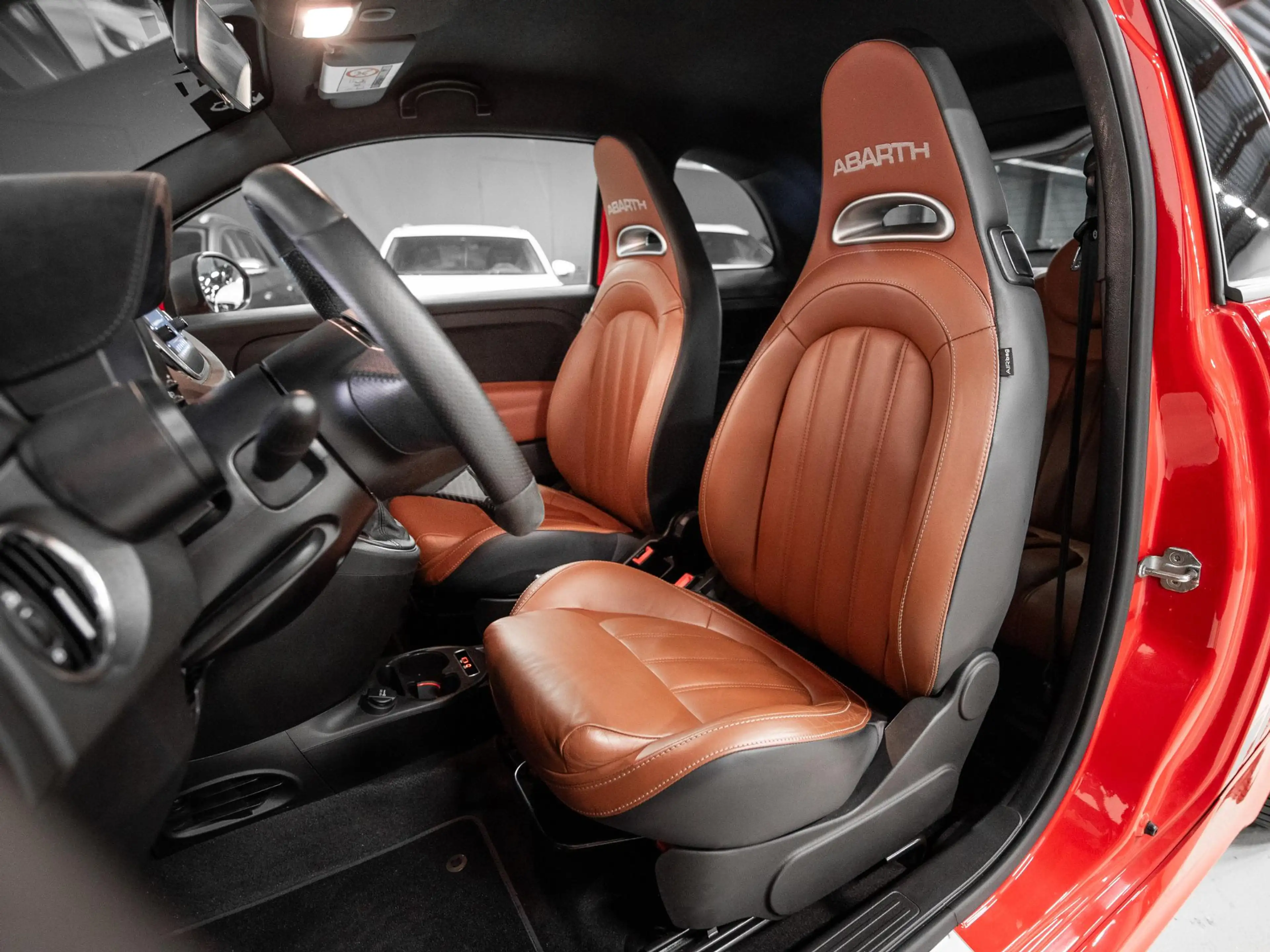 Fiat 500 Abarth 1.4 T-Jet Competizione 70th Anniversary Carplay Le — photo 12