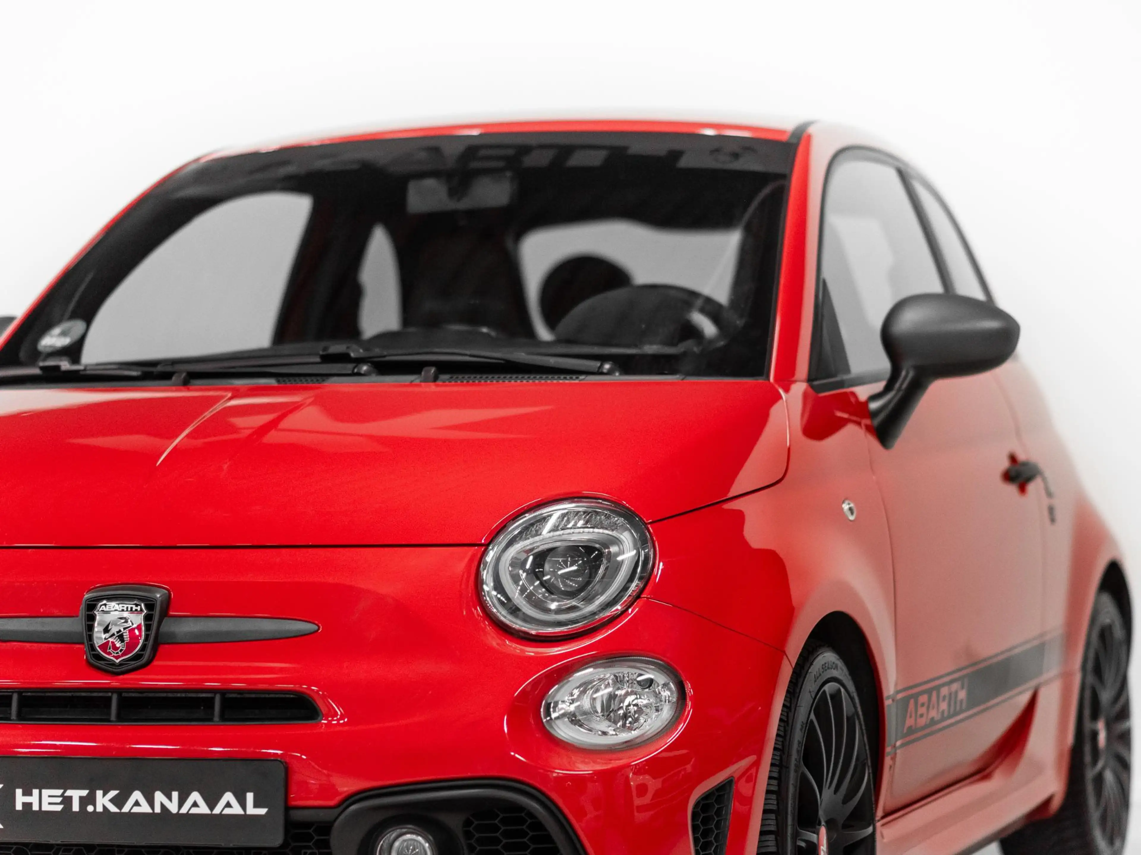 Fiat 500 Abarth 1.4 T-Jet Competizione 70th Anniversary Carplay Le — photo 8